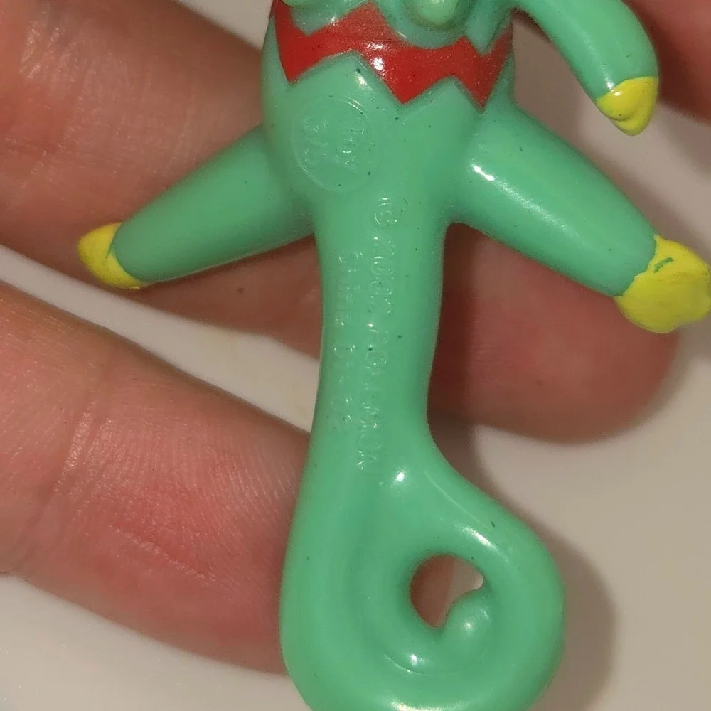 2002 Wendy's Pokemon Kecleon Kids Meal Toy Nintendo Hasbro Figure